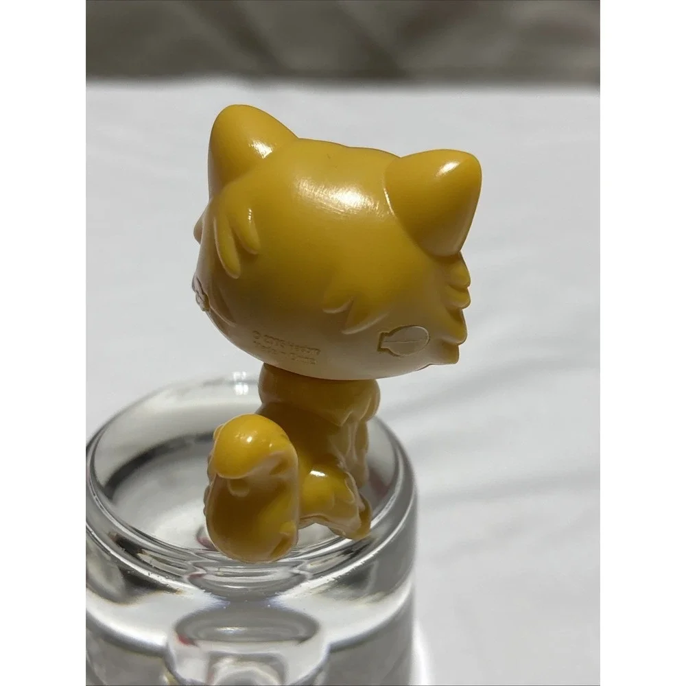LPS Littlest Pet Shop Rare 2005 First Gen Magnetic Magic Motion Yellow Cat